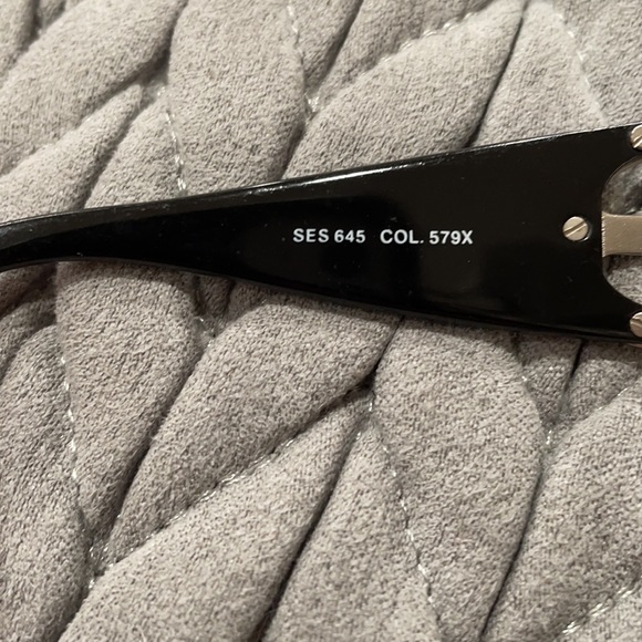 Escada sunglasses blk/silver flash mirror lenses - Picture 6 of 8